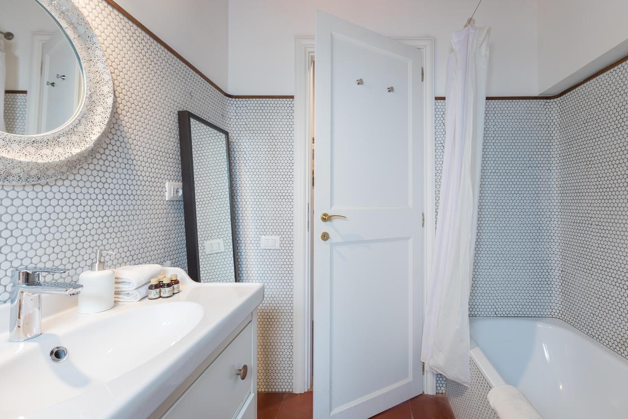 Mami'S Home Trastevere Apt With Private Terrace روما المظهر الخارجي الصورة